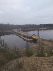 По наплавному мосту через реку Луза открыли движение